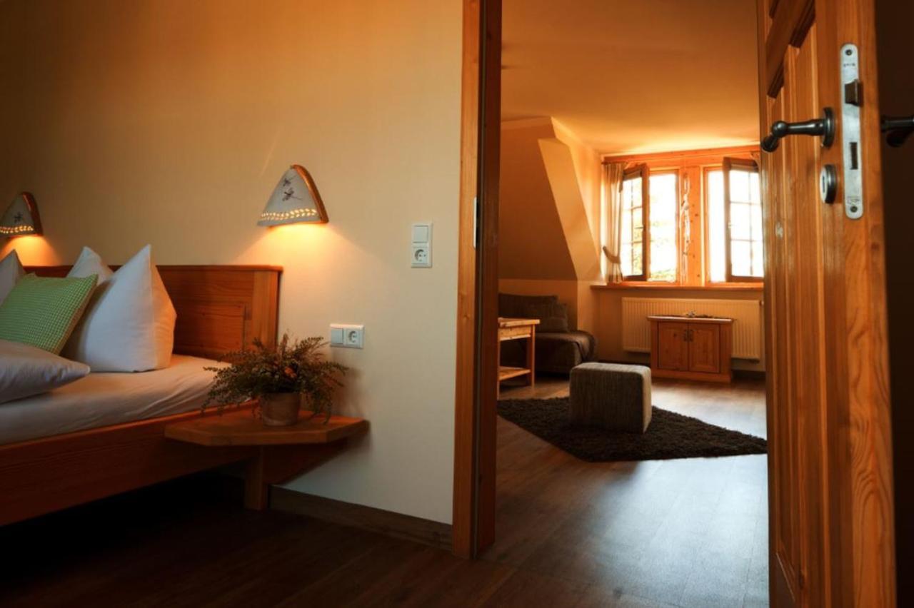Naturhotel Etzdorfer Hof Schoenburg ภายนอก รูปภาพ